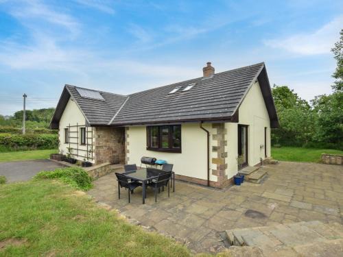 Warkworth House | 4 Bed in Warkworth 86132