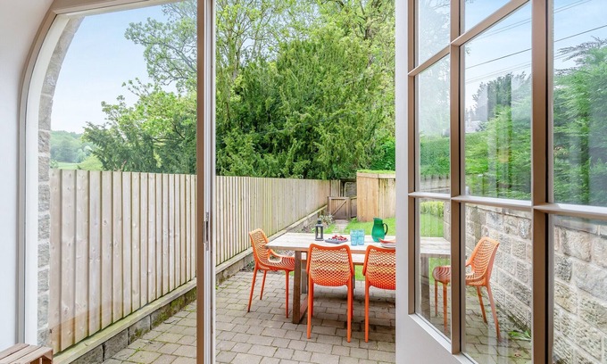 Lofthouse Cottage | 4 bedroom accommodation in Glasshouses, near Pateley Bridge