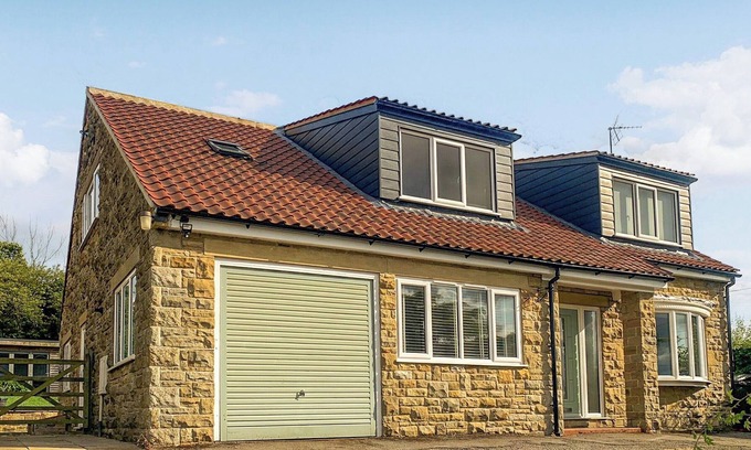 Thornton Dale Cottage | 4 bedroom accommodation in Thornton-le-Dale, near Pickering