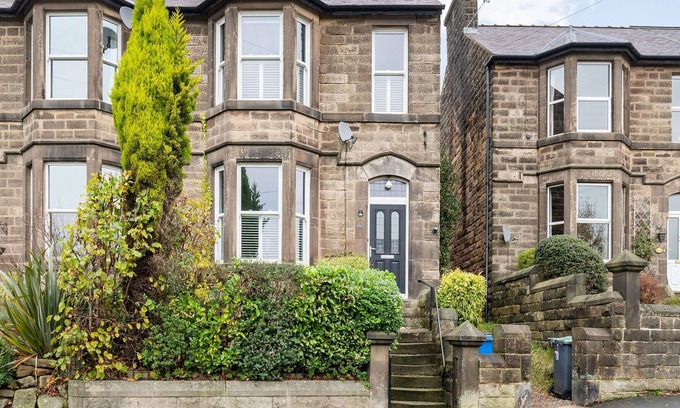 Holestone Moor Cottage | 4 bedroom accommodation in Matlock