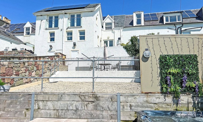 Ballantrae Cottage | 4 bedroom accommodation in Ballantrae, near Girvan