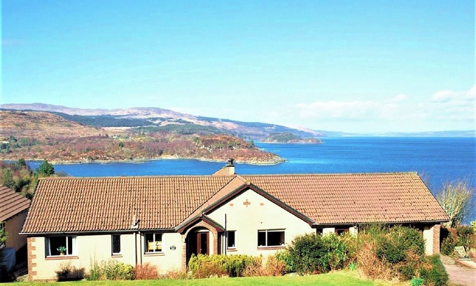 Tarbert Cottage | 4 bedroom accommodation in Tarbert