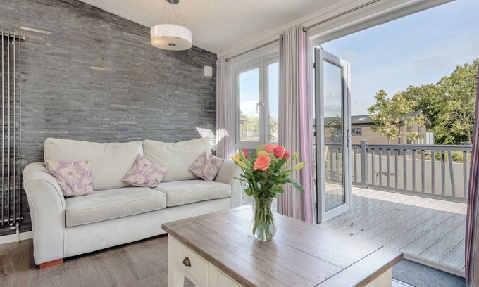 Ryde Ski Chalet | 4 bedroom accommodation in Wootton Bridge, Nr Cowes