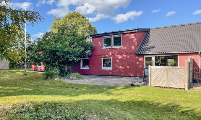 Farso House | 4 bedroom amazing home in Farsø