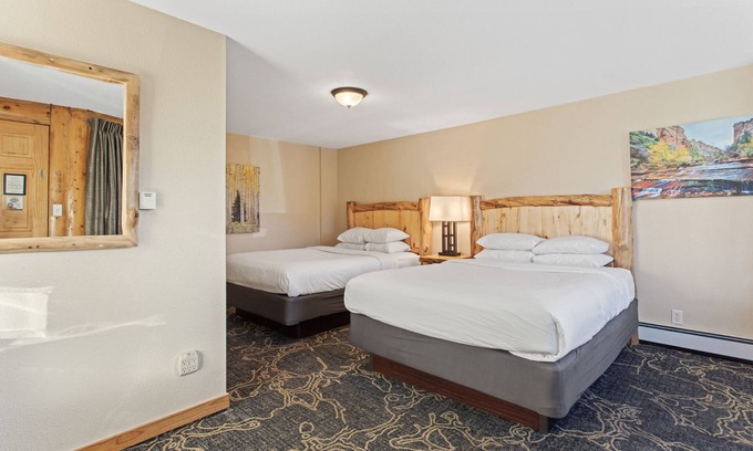 Estes Park Condo | 4 Bedroom Condo Jack 3