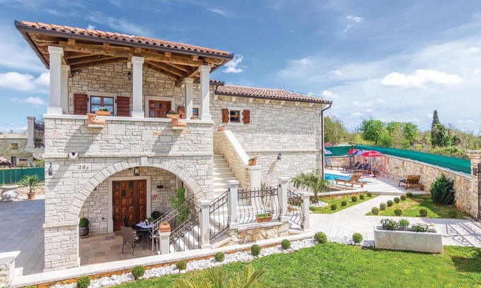 Municipality of Zminj House | 4 bedroom cozy home in Modrusani