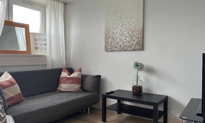 Latchmere Apartment | 4 Bedroom Flat Near Parks&Transportation/7 ppl