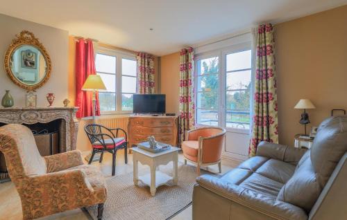 Attin House | 4 Bedroom Amazing Home In Attin La Paix-Faite
