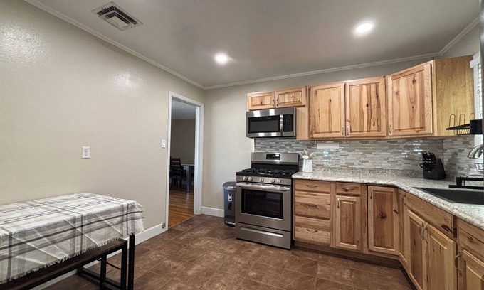 Pueblo House | 4-bedroom home in central Colorado
