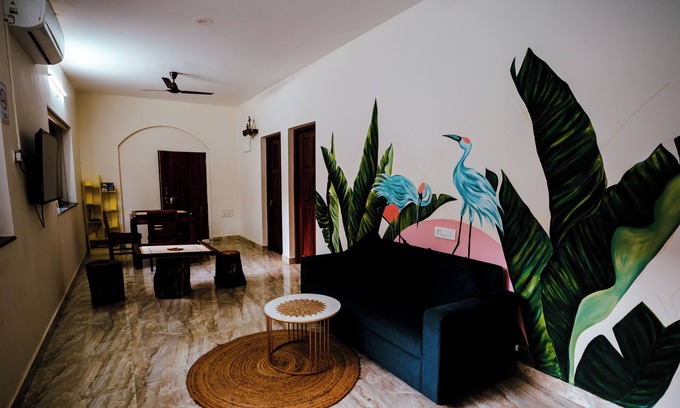 Vagator Hotel | 4-bedroom hotel in brilliant Goa with AC, WiFi. Enjoy a relaxing stay