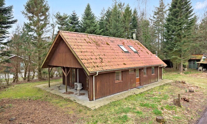 Thyholm House | 4 bedroom pet friendly home in Thyholm