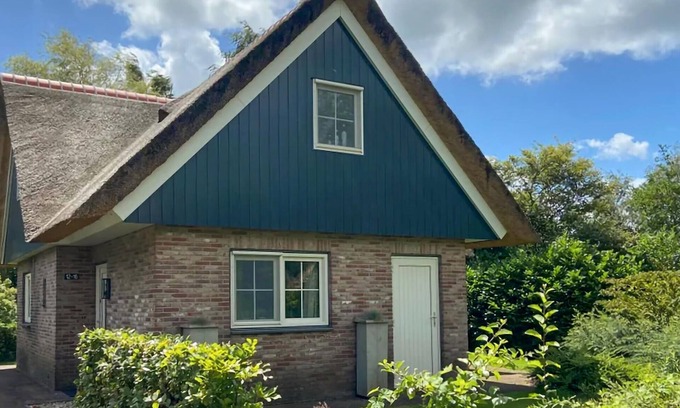 Paasloo House | 4 bedroom pet friendly home in Paasloo