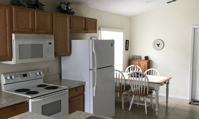 Florida Pines House | 4 Bedroom Pool Home