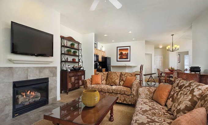 Osage Beach Condo | 4 Bedroom Presidential Condo w/Kitchen on Lake of the Ozarks!
