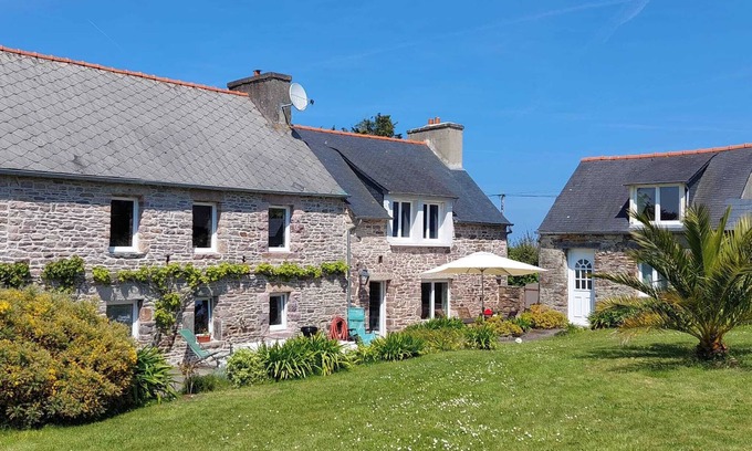 Plouezec House | 4 Bedroom Private vacation home in PlouÃ©zec