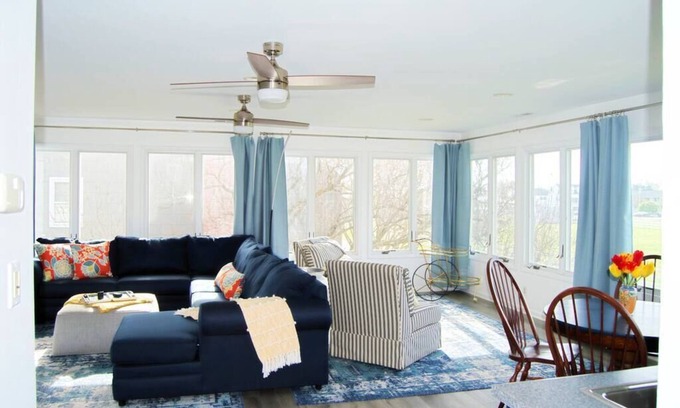 Tilghman House | 4-Bedroom Retreat: Modern, Pet-Friendly