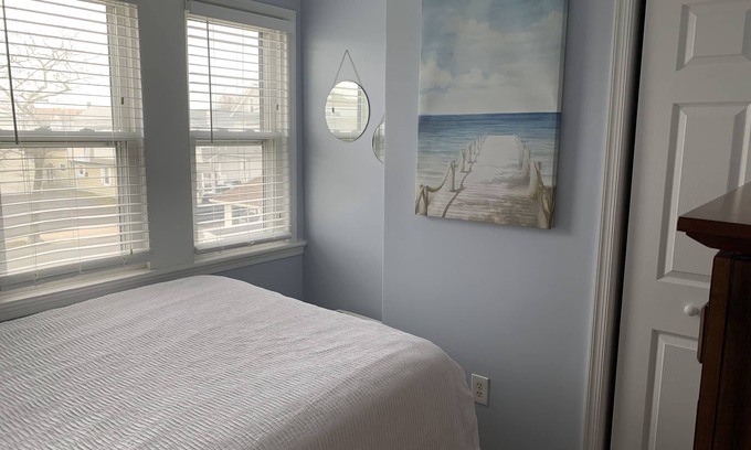 Bradley Beach House | 4 Bedroom upstairs unit only 2 blocks to the beach!