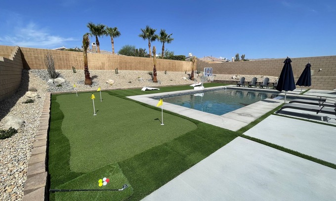 Desert Hot Springs House | 4-bedroom vacation home close to Palm Springs, Joshua Tree, Agua Caliente casino