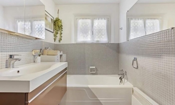 Boulouris-sur-Mer Villa | 4 bedroom villa. | swimming pool | parking | air conditioning