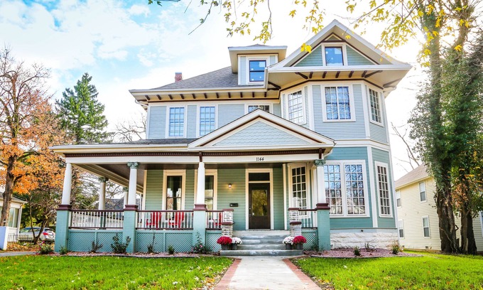 Walnut Street House | 4 Bedrooms 2 Bath All New Historical Home In The Heart Of Springfield, MO