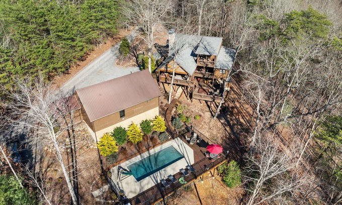 My Mountain House | 4 BR Estate-Pool-Hot Tub-Outdoor Fireplace-Epic Patio-BBQ-Pool Table-DogFriendly