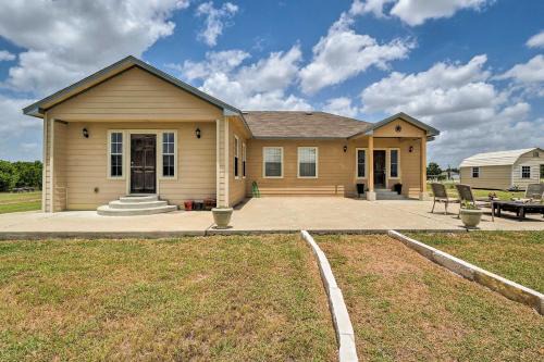 Travis County House | 4 Mi to Circuit of the Americas Home with 3 Acres