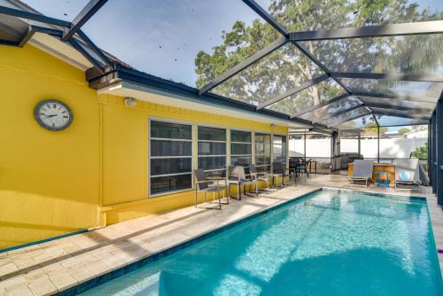 Harbor Bluffs House | 4 Mi to Dog Beach Largo Home with Pool and Hot Tub!