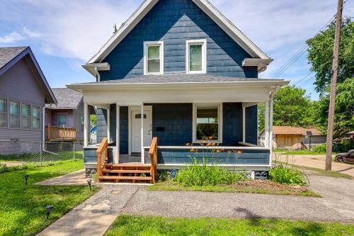 Omaha House | 4 Mi to Dtwn Omaha Spacious Home with Fenced Yard!