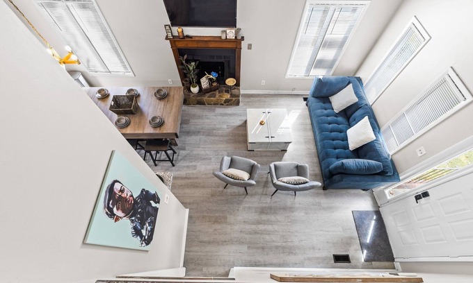 Greensboro House | 4 Miles From Kindred - KNG QN + 2TWNs w/Pool Table