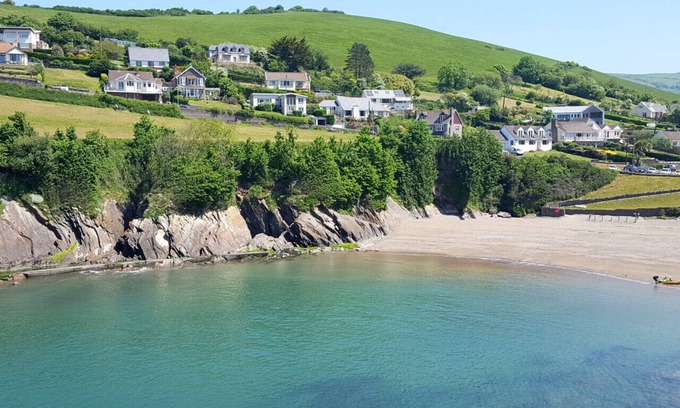 Combe Martin Apartment | 4 Rone Apartments - Two Bedroom Apartment, Sleeps 4