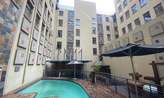 Downtown Johannesburg Apartment | 409 Mapungubwe Hotel