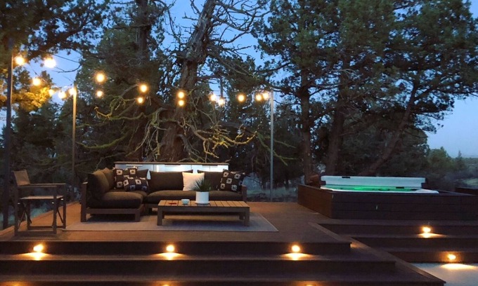 Sisters House | 41 Acre Home Atop Whychus Canyon Preserve