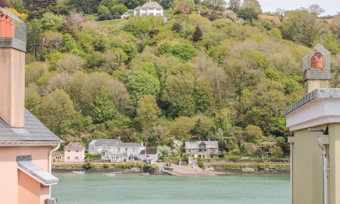 Dartmouth Cottage | 41 DART MARINA, family friendly, country holiday cottage in Dartmouth