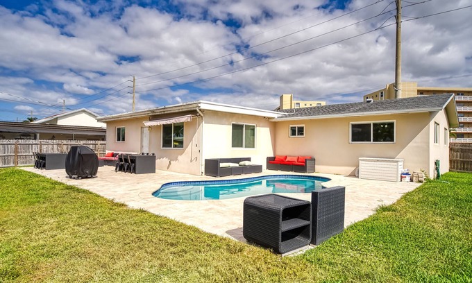 Dania Beach House | 422 Dania Beach Home