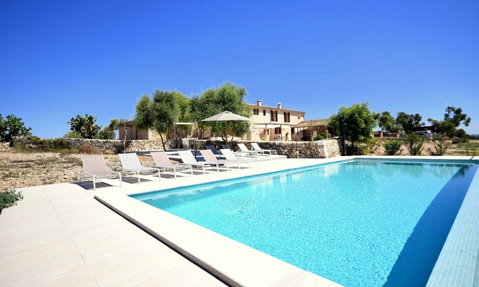 Vilafranca de Bonany Villa | 44336 Cases D'Alcudiarrom