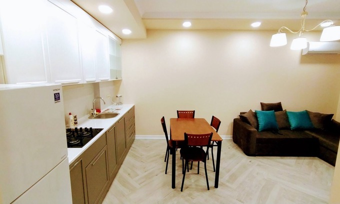 Old Boulevard Apartment | 46 Laza Apartment (80m2) in the center of old Batumi