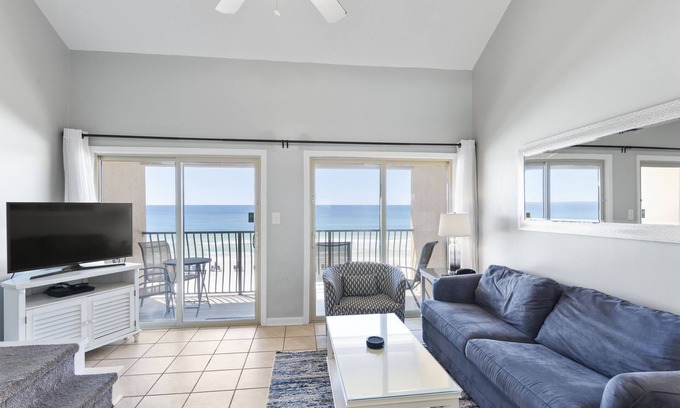 Crystal Beach Condo | 48- Come stay where the DOLPHINS PLAY, beach front condo, sleeps 10!