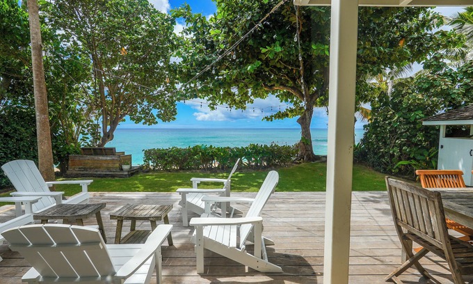 Haleiwa House | 4Bed Beachfront home near Pipeline