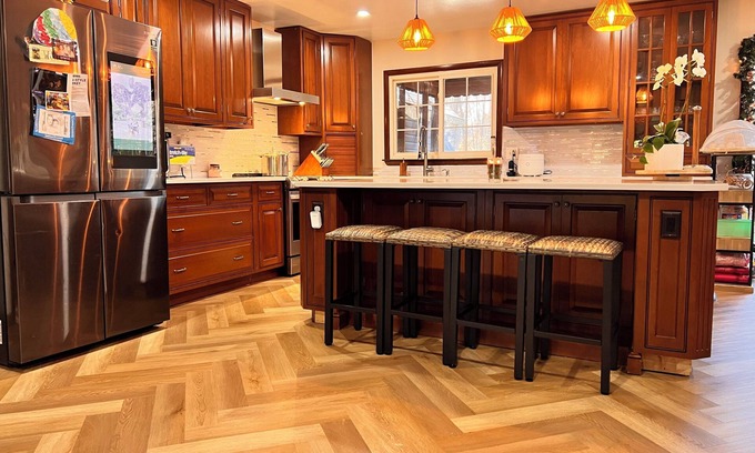 Lorton House | 4beds get away tropical SFH near DC