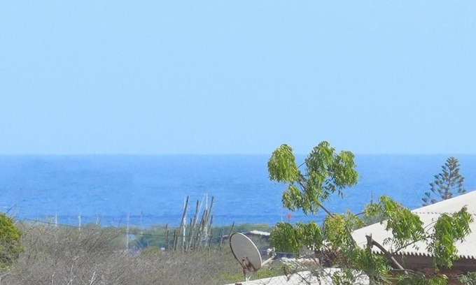 Willemstad Apartment | 4BlessingsCuracao Spacious apartment, balcony with neighborhood view, 2 floors