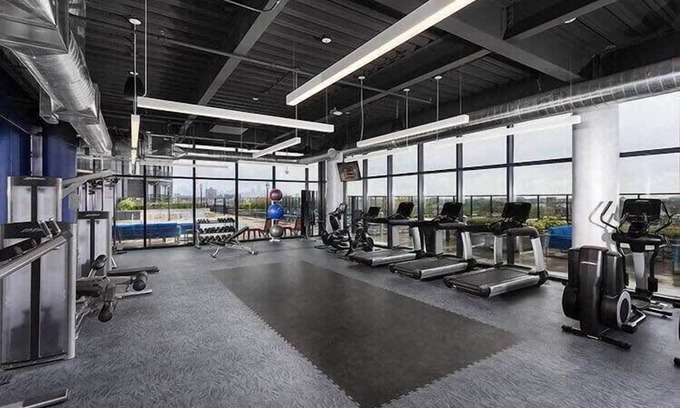 Gateway District Apartment | 4BR Combined Units at Skyline 776