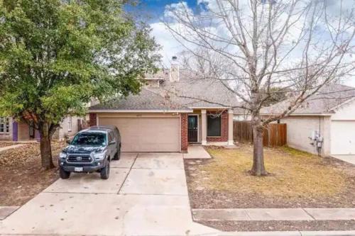 Austin House | 4br Escapegames Near Tesla, F1,trails & Top Eats