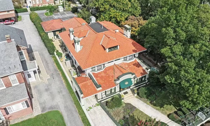 Lancaster House | 5,100 Sq Ft Mansion w/Firepit & Grill Near Sight & Sound In Lancaster