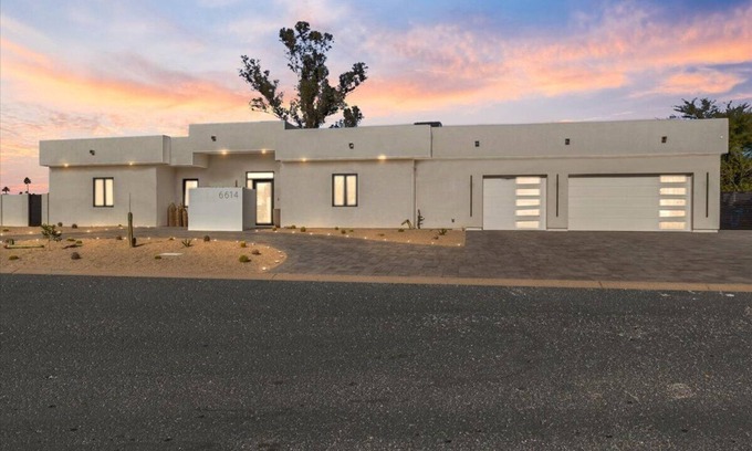 Raskin Estates House | 5,500 SF Kierland Oasis w/Pickleball