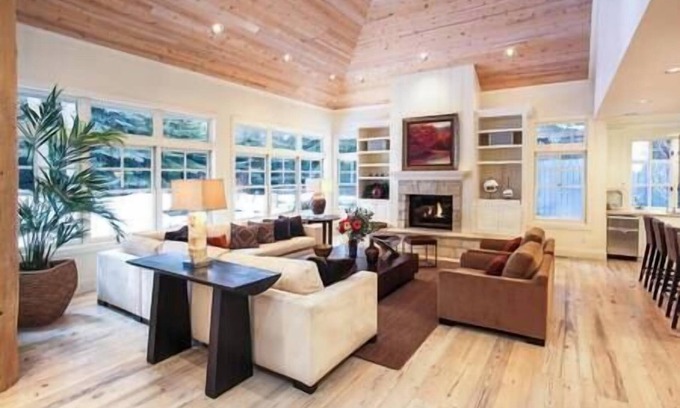 Aspen House | 5/6.5 Stunning Single Home in Aspen to Gondola