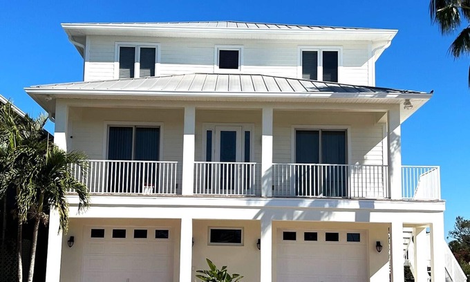 Apollo Beach House | 5 Bed/4 Bath Waterfront Home with Private Pool "Lay Low" in Apollo Beach