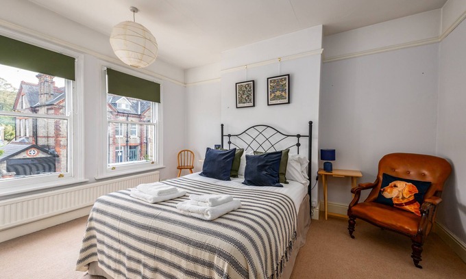 Cambridge House | 5 bed British period home in the heart of historic Cambridge