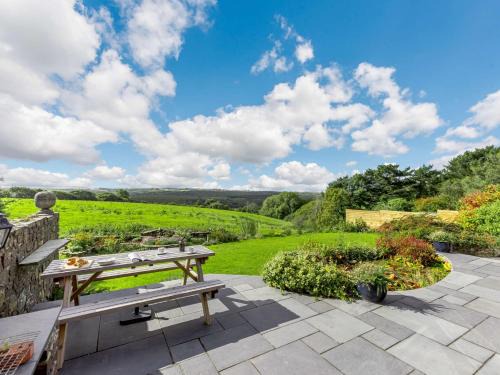 Whitstone House | 5 Bed in Widemouth Bay 89900