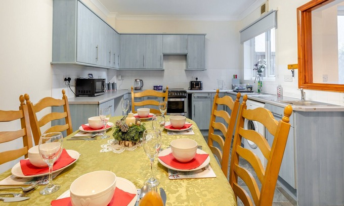 Great Yarmouth Cottage | 5 bedroom accommodation in Gorleston-on-Sea