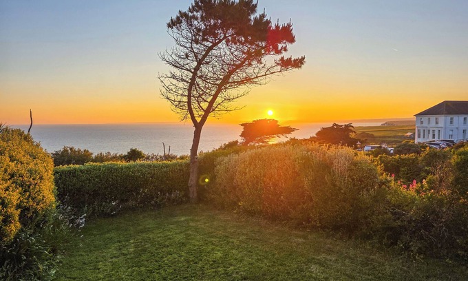 Mullion Cottage | 5 bedroom accommodation in Mullion